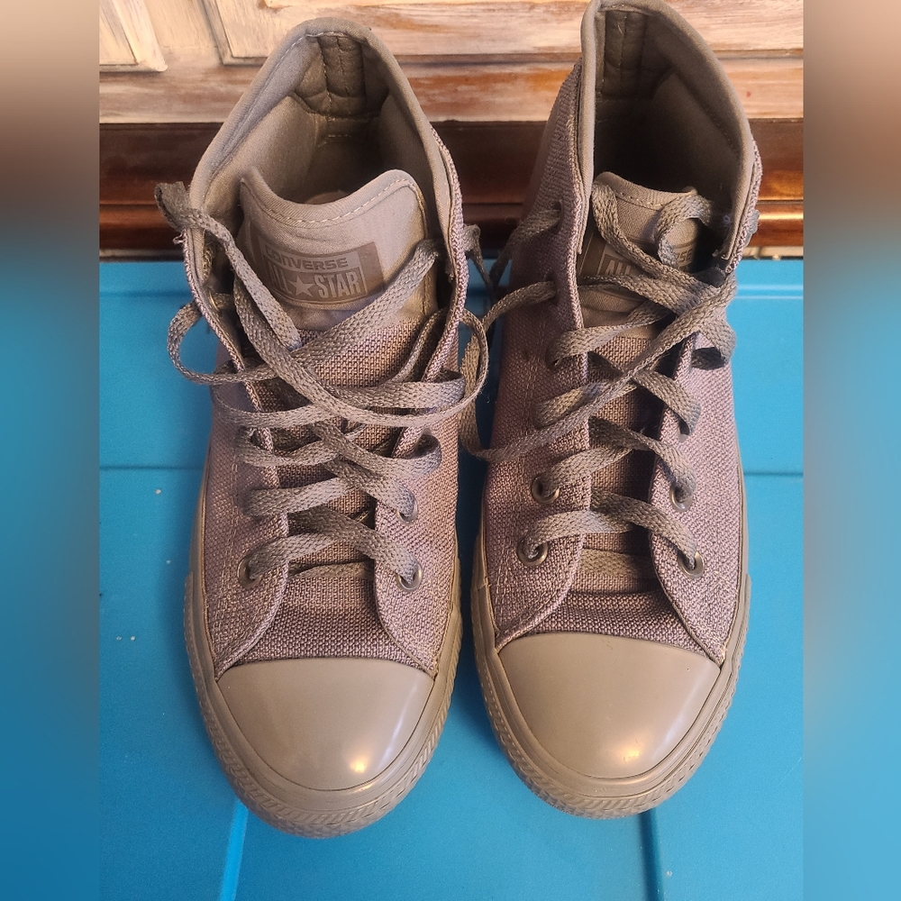 Converse  sneakers